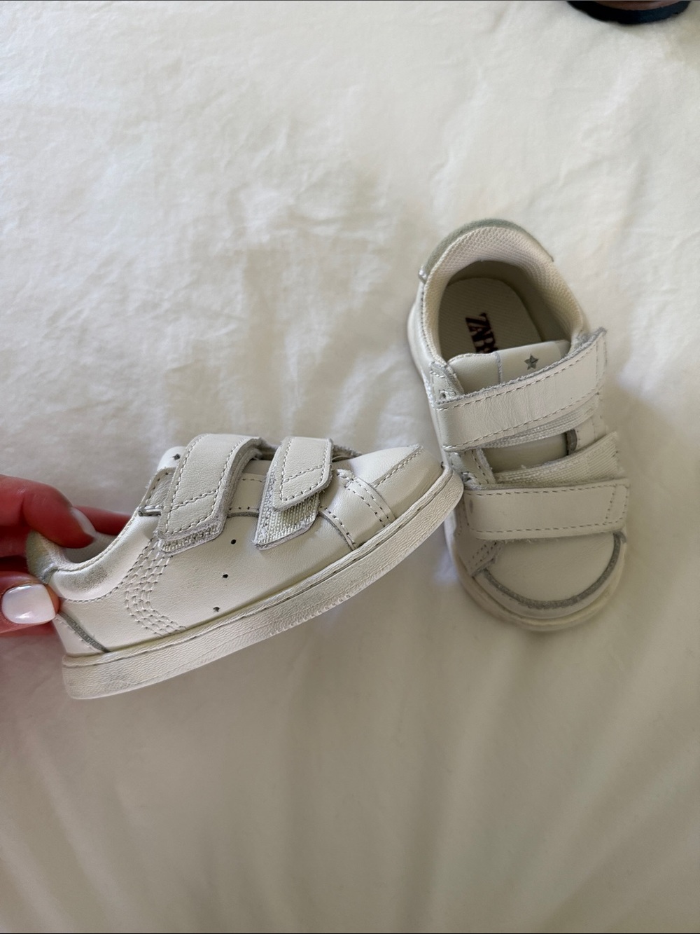 Zara Baby Toddler sneakers size 4 1/2 - Picture 3 of 6